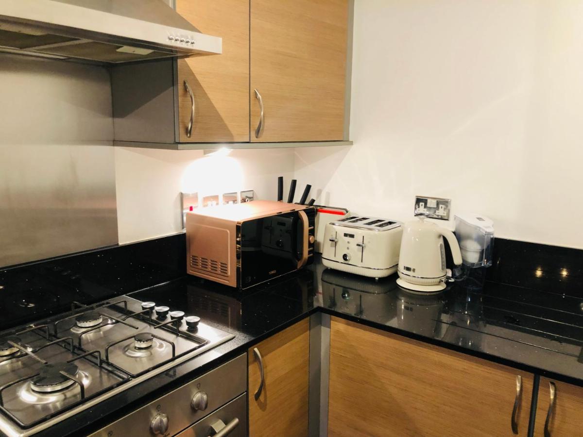 Apartment 2 Bath Free Parking EDI Buitenkant foto