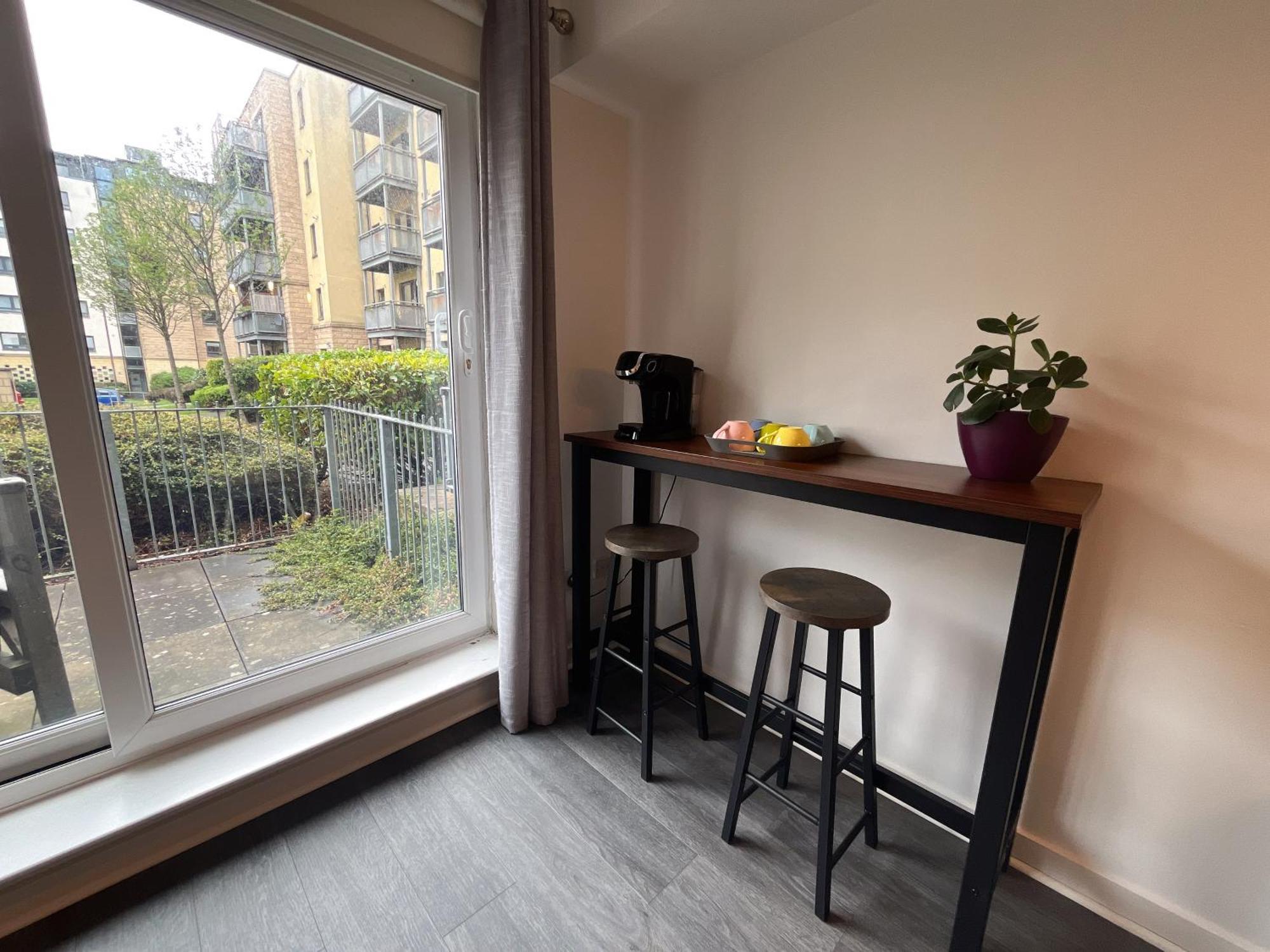 Apartment 2 Bath Free Parking EDI Buitenkant foto
