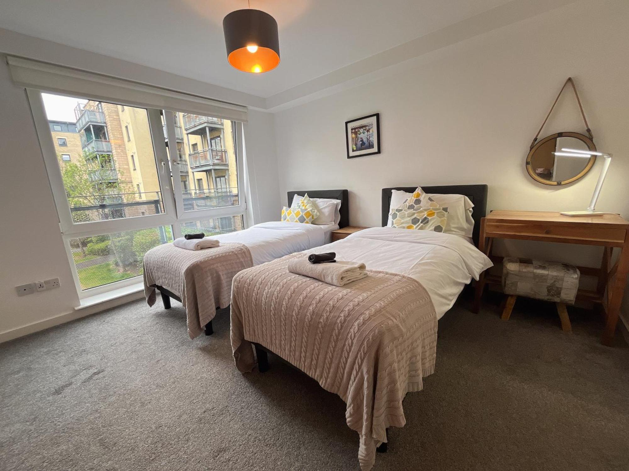 Apartment 2 Bath Free Parking EDI Buitenkant foto